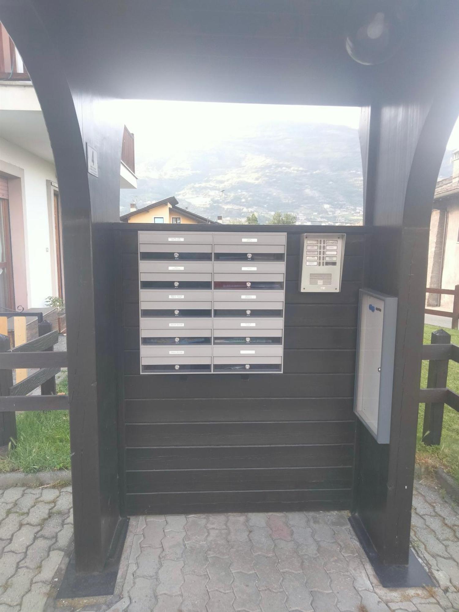 Appartamento Signorile Con Giardino Aosta Exteriér fotografie
