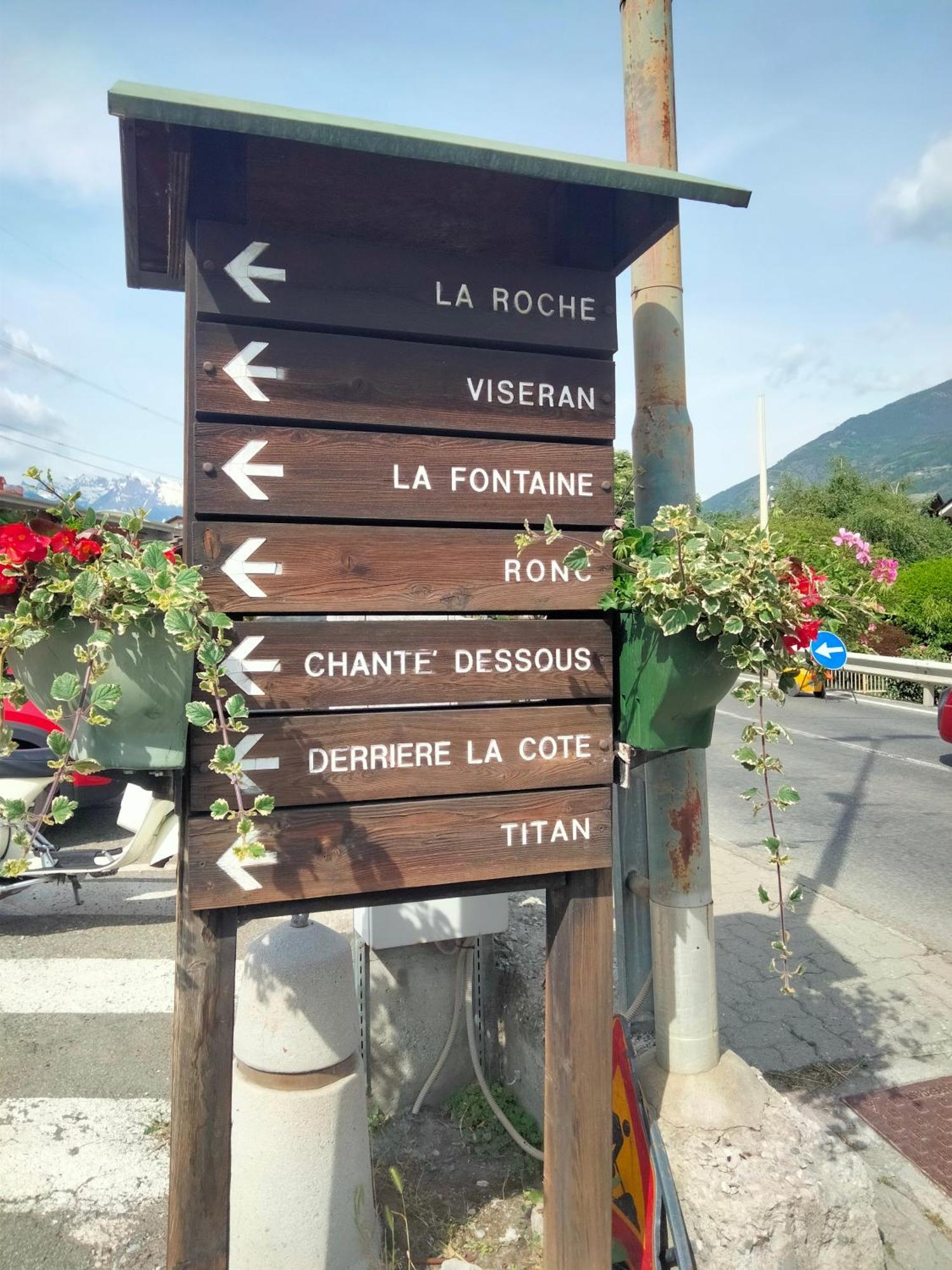 Appartamento Signorile Con Giardino Aosta Exteriér fotografie